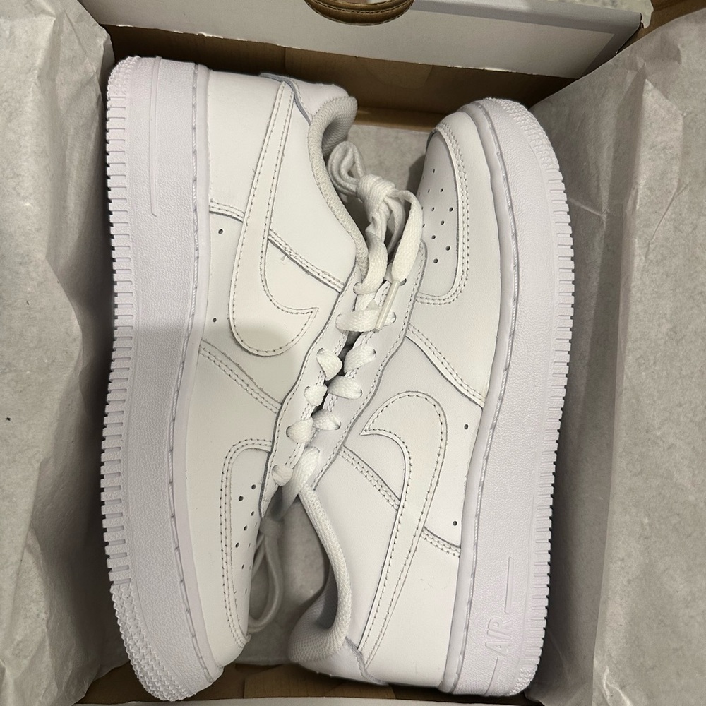 Nike Air Force 1 White Sneakers